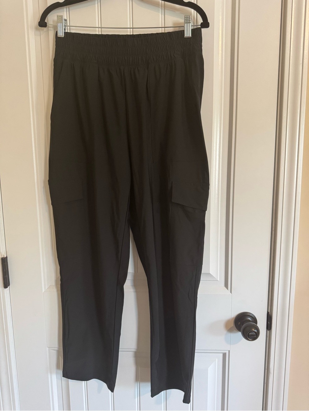 Old Navy Tech Cargo Pants with Elastic Waist - Picture 2 of 8